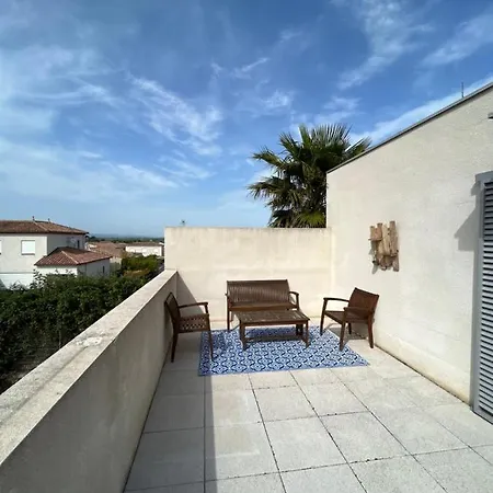 Superbe Duplex Avec Jardin Et Terrasse アパート ブジャン・シュル・リブロン